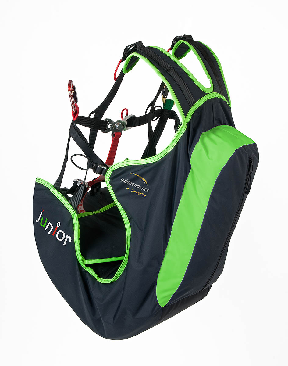 Junior links hinten